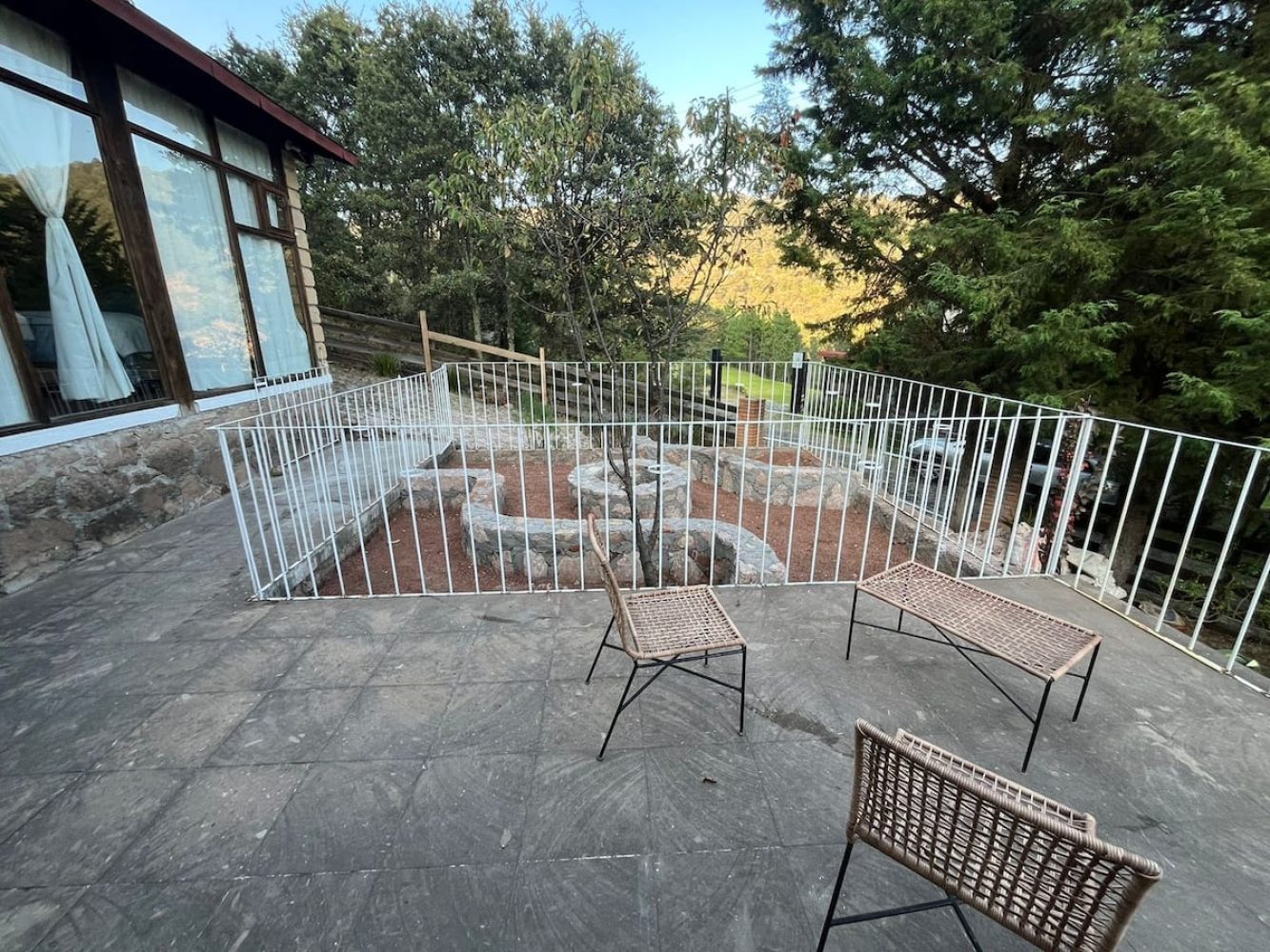 52170edc-bdff-4d0c-8bf8-160f413c8a2f