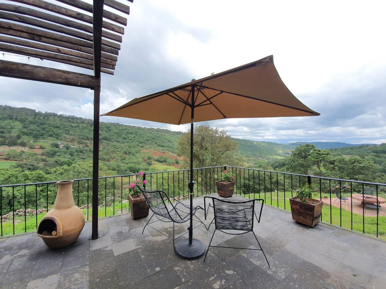 bd2ce26a-eb83-4ef8-8661-c1ee3173fde0 (1)